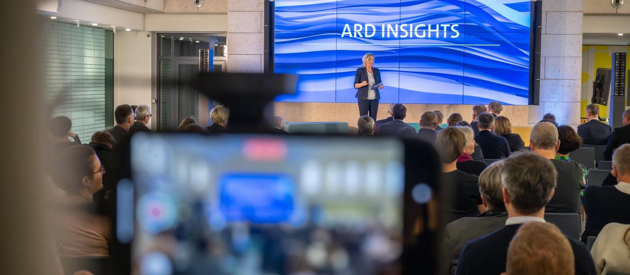 Wie erreicht die ARD junge Zielgruppen? Mit Streaming, KI, Innovation und  WOW | ard.de
