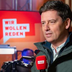 "Wir wollen reden" im rbb Fernsehen