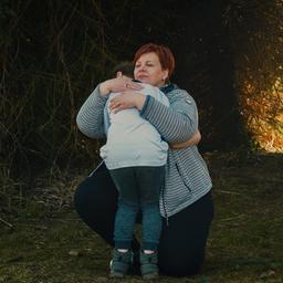 47. Bayerischer Filmpreis für rbb-Doku "Im Prinzip Familie"